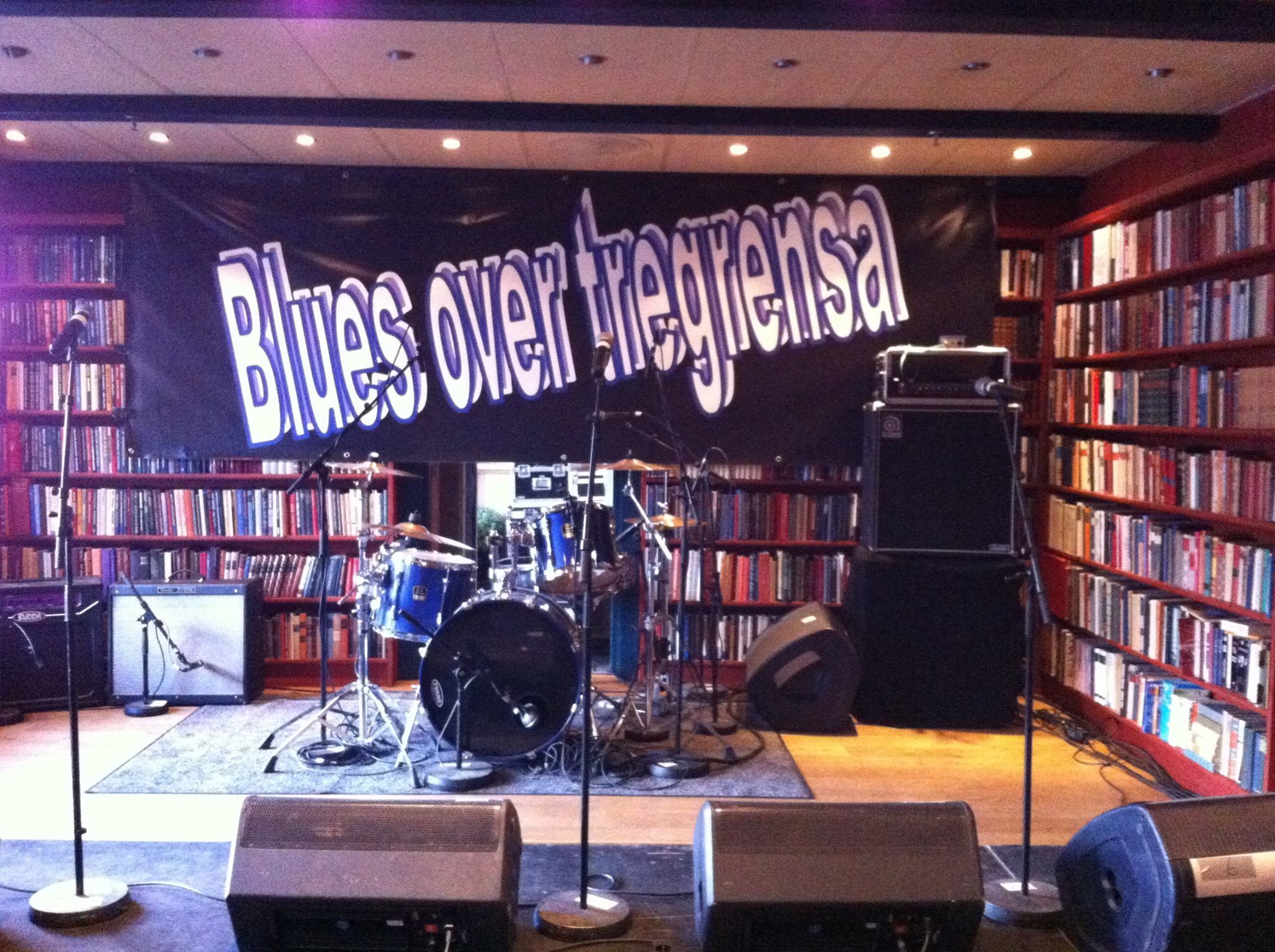 Blues over tregrans